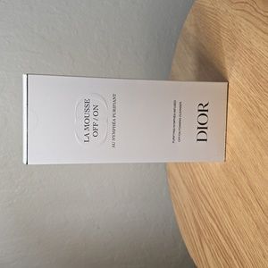 DIOR - LA MOUSSE OFF/ON FOAMING CLEANSERAnti-Pollution Foaming Face Cleanser
